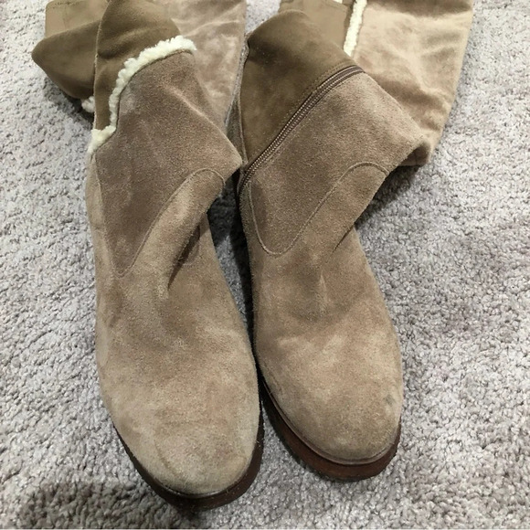 2 Vince Camuto VP Shianne tan over the knee suede boots Size 9 - Picture 3 of 8
